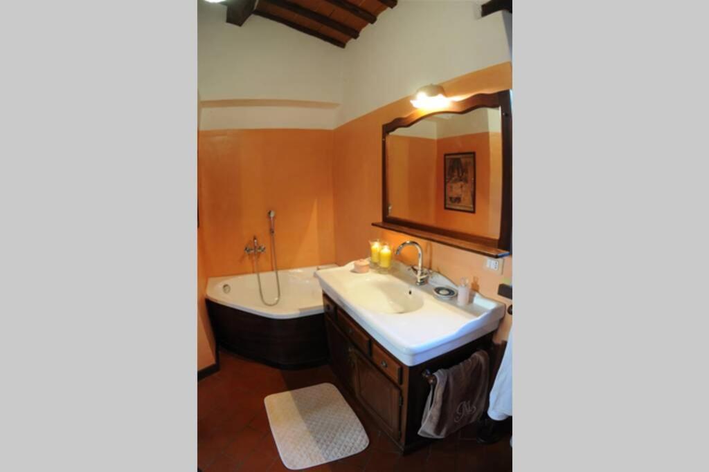 Exclusive Villa Parrano - Countryside With Pool Exterior foto